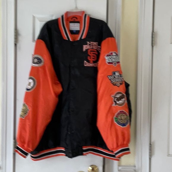 San Francisco Gaints Jacket - Picture 2 of 10